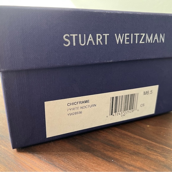 Stuart weitzman metallic pump 6 1/2 M - Picture 9 of 9